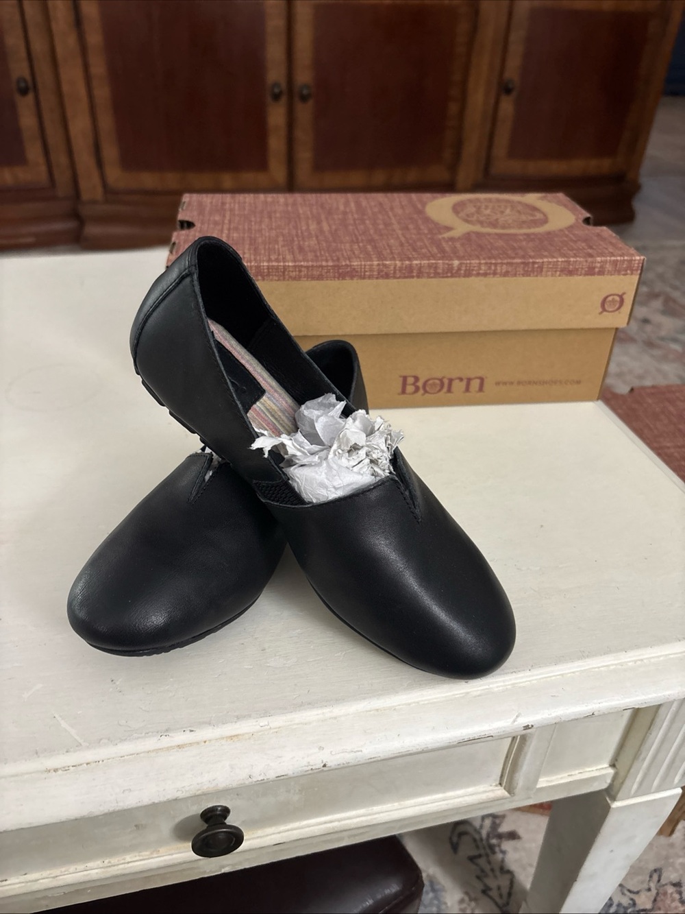 Born Women’s Black Slip-On Loafers Size 6.5
